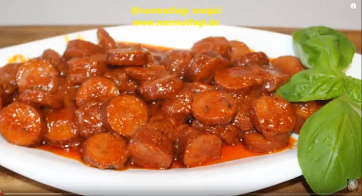 Köri Soslu Sosis
