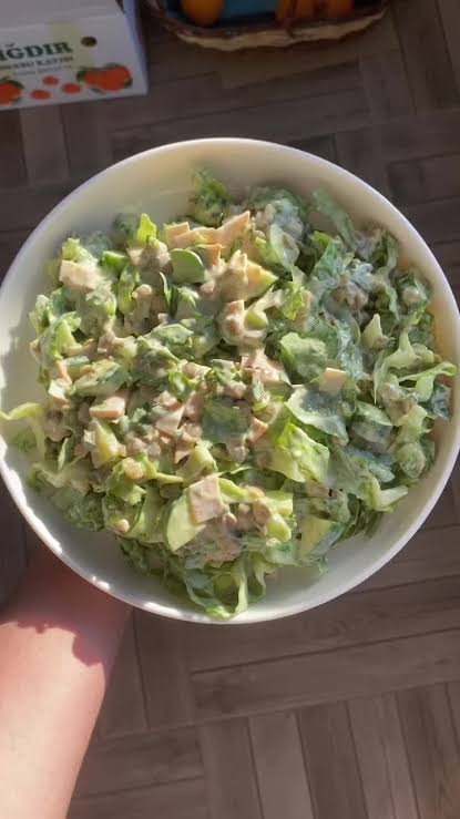 Hindi Dilimleriyle Karışık Salata
